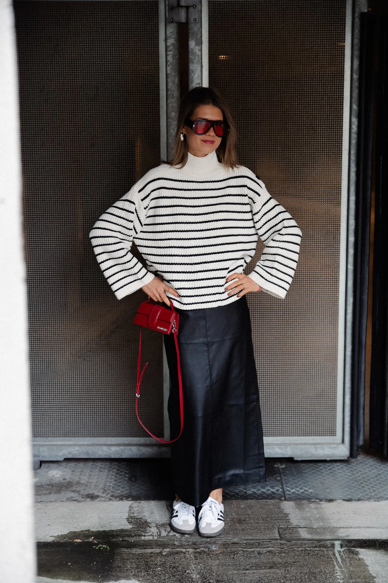 Imilia jumper black & antique white striped