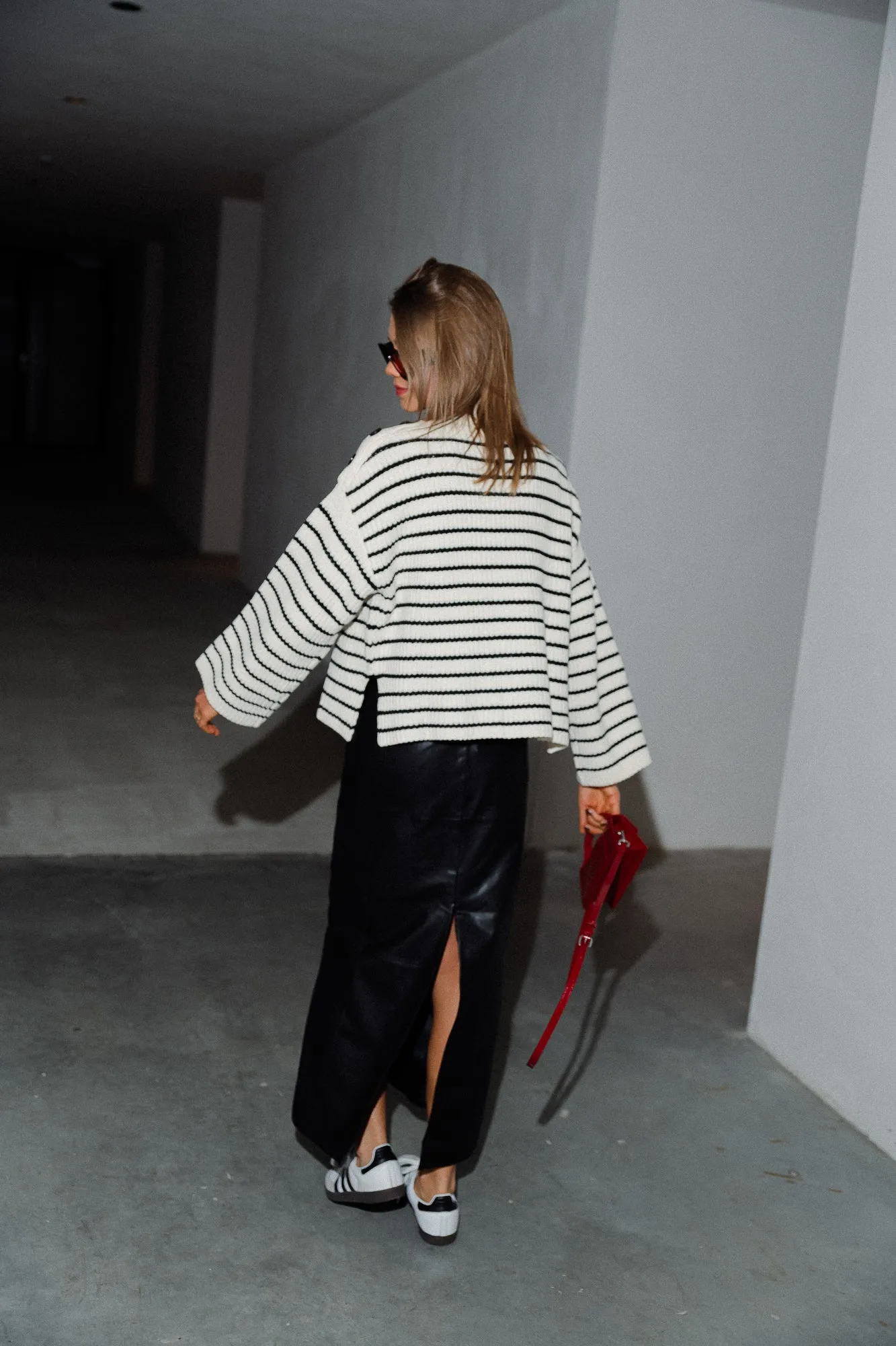 Imilia jumper black & antique white striped